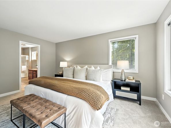 12604 SE 228th Court, Kent WA 98031