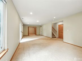 12604 SE 228th Court, Kent WA 98031