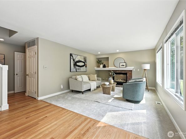 12604 SE 228th Court, Kent WA 98031