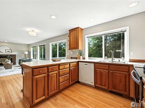 12604 SE 228th Court, Kent WA 98031