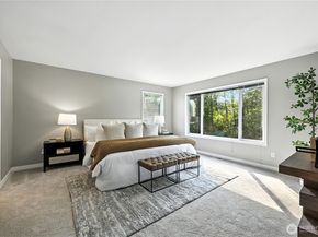 12604 SE 228th Court, Kent WA 98031