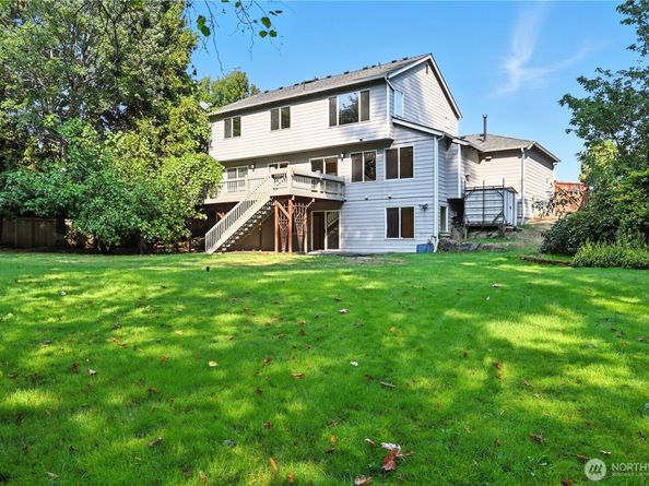 12604 SE 228th Court, Kent WA 98031
