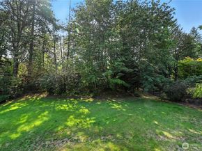 12604 SE 228th Court, Kent WA 98031