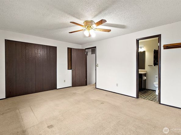 1709 Riverview Drive NE, Auburn WA 98002