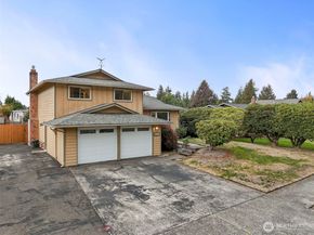 1709 Riverview Drive NE, Auburn WA 98002