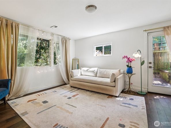 8100 8th Avenue SW, Seattle WA 98106