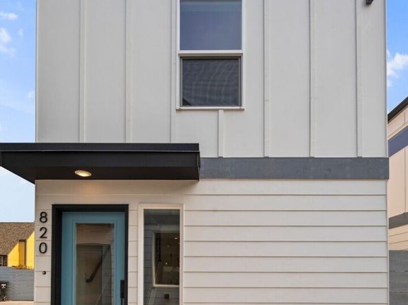 820 S Sullivan Street, Seattle WA 98108