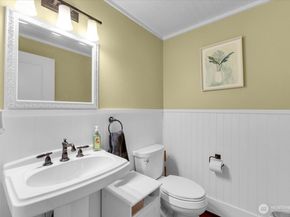 6907 184th Street SE, Snohomish WA 98296