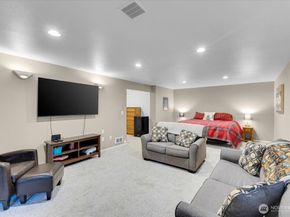 6907 184th Street SE, Snohomish WA 98296
