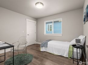 10232 17th Avenue SW, Seattle WA 98146