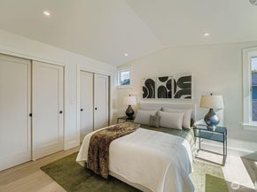 8800 41st Avenue SW, Seattle WA 98136