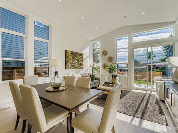 8800 41st Avenue SW, Seattle WA 98136