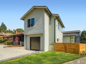 8800 41st Avenue SW, Seattle WA 98136