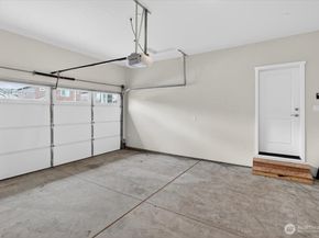 106 McNeal Avenue, Bremerton WA 98312