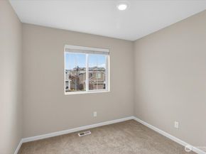 106 McNeal Avenue, Bremerton WA 98312