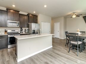 106 McNeal Avenue, Bremerton WA 98312