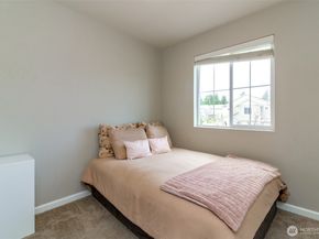106 McNeal Avenue, Bremerton WA 98312