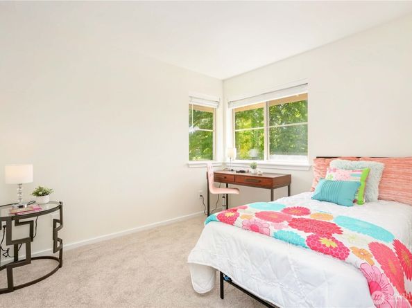9135 161st Place NE, Redmond WA 98052