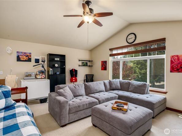 19031 Waxen Road, Bothell WA 98012