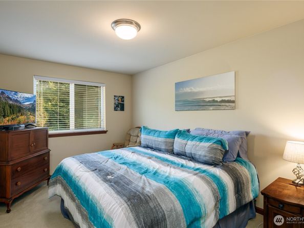 19031 Waxen Road, Bothell WA 98012