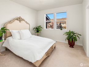 1411 NE Hickory Lane, Issaquah WA 98029