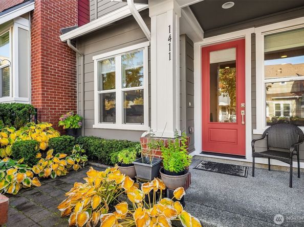 1411 NE Hickory Lane, Issaquah WA 98029