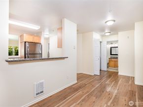 18501 SE Newport Way K144, Issaquah WA 98027