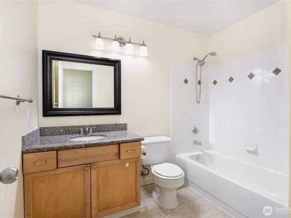 18501 SE Newport Way K144, Issaquah WA 98027