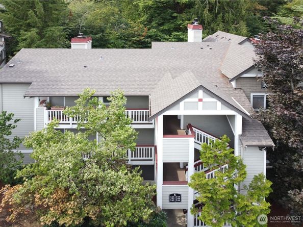 18501 SE Newport Way K144, Issaquah WA 98027