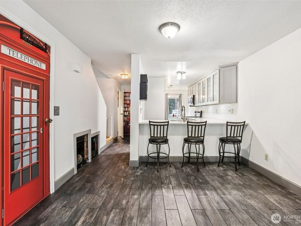 280 NW Newport Way B14, Issaquah WA 98027