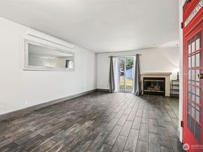 280 NW Newport Way B14, Issaquah WA 98027