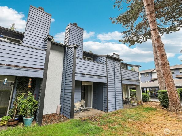 280 NW Newport Way B14, Issaquah WA 98027