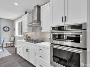 23216 9th Avenue SE, Bothell WA 98021