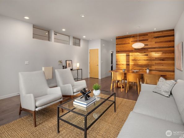 724 Belmont Place E, Seattle WA 98102