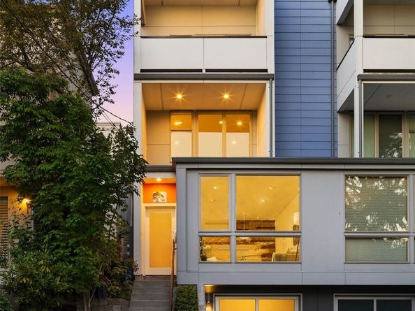 724 Belmont Place E, Seattle WA 98102