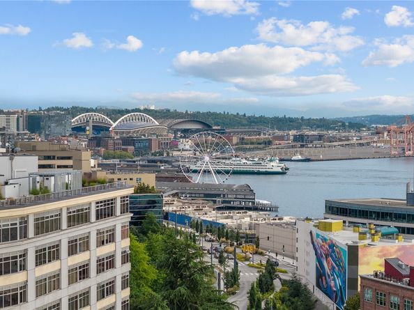 2414 1st Avenue 319, Seattle WA 98121