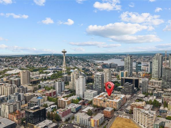 2414 1st Avenue 319, Seattle WA 98121