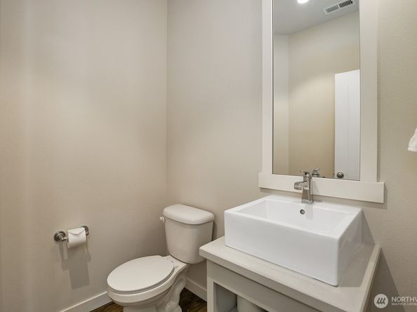 2061 NW Rustling Fir Lane, Silverdale WA 98383