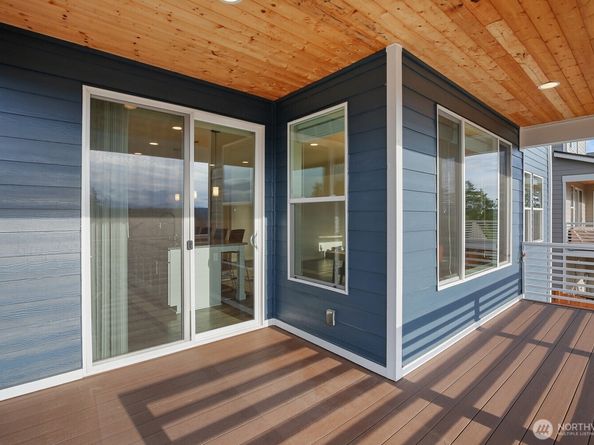 2061 NW Rustling Fir Lane, Silverdale WA 98383