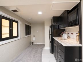 4040 32nd Avenue SW, Seattle WA 98126