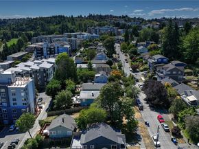 4040 32nd Avenue SW, Seattle WA 98126