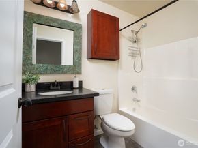 4040 32nd Avenue SW, Seattle WA 98126