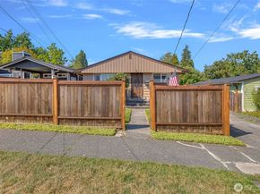 7917 10th Avenue SW, Seattle WA 98106