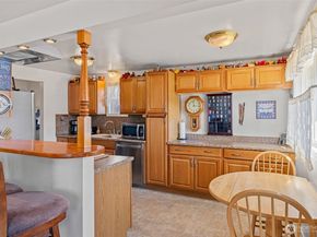 7917 10th Avenue SW, Seattle WA 98106