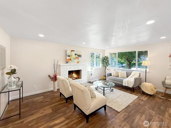 9230 38th Avenue S, Seattle WA 98118
