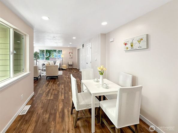 9230 38th Avenue S, Seattle WA 98118