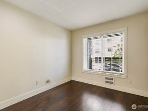 3202 SW Avalon Way 102, Seattle WA 98126