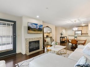 3202 SW Avalon Way 102, Seattle WA 98126