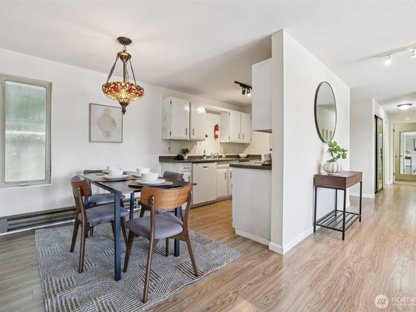 7064 35th Avenue NE 23, Seattle WA 98115