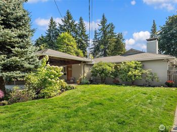 8439 SE 39th Street